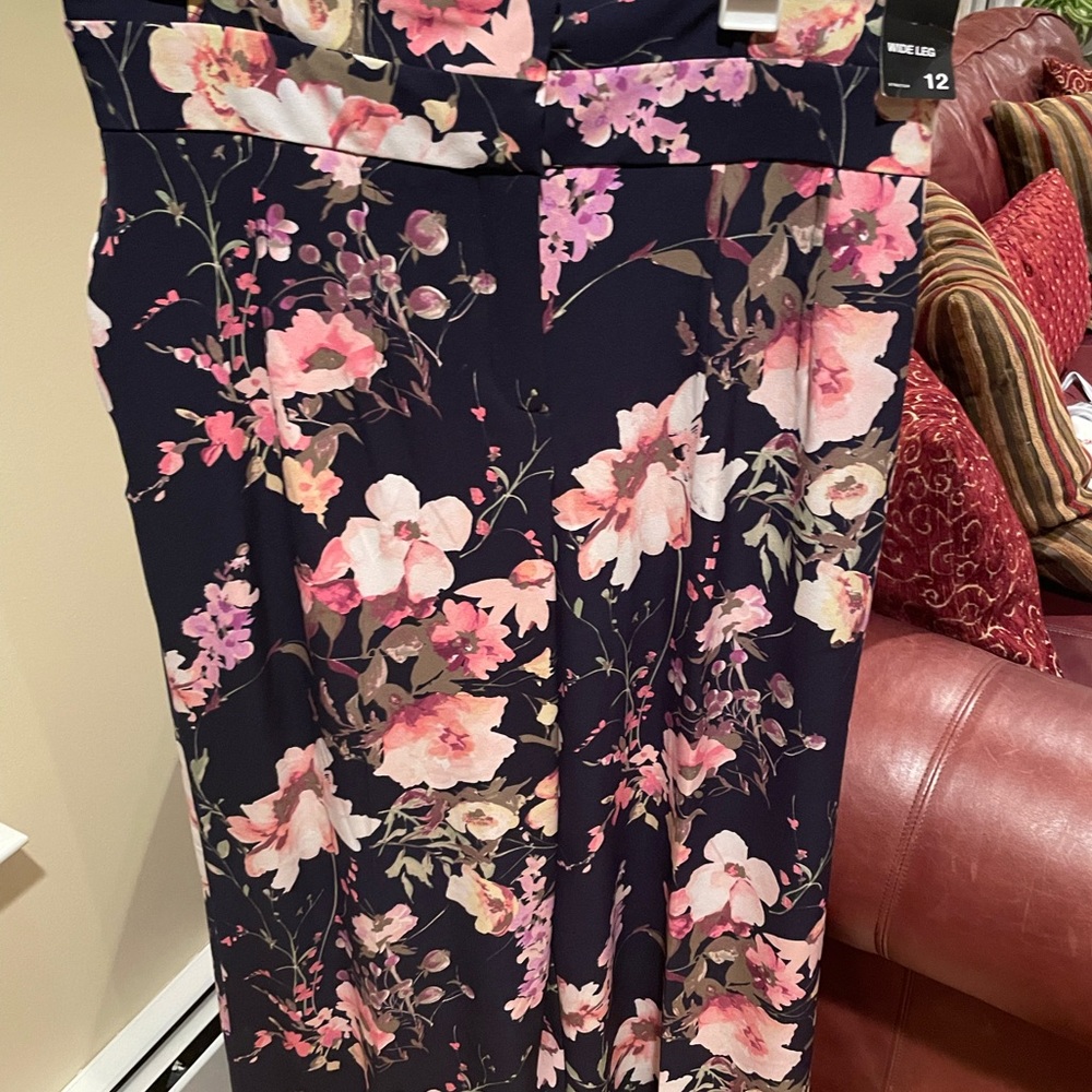 Floral wide leg pants